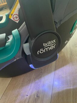 Autosedačka Britax Romer - 4