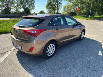 Hyundai i30 1.4i MPI DOHC CVVT Comfort - 4