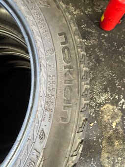 225/55 r19 letne pneu Nokian - 4