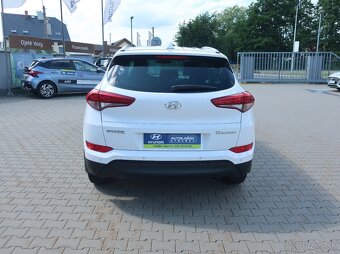 Hyundai Tucson 1.7CRDi 85kW KLIMA ČR SERVISKA - 4