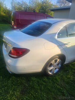 Mercedes - Benz E 220 cdi 4 matic - 4