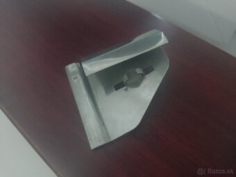 Kúpim držiak smerovky SKODA 1000MB - 4