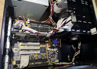 Predám Retro PC 6x86 PR233 200MHz (22) - 4