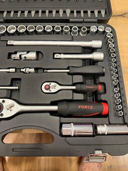 Predam uplne novu golasadu FORCE - 4