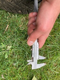 Pneu 235/55/18 Freelander - 4