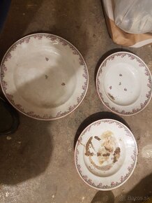 porcelanove a sklenene predmety - 4