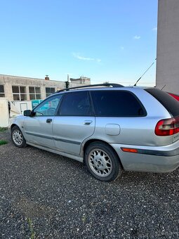 V40 - 4