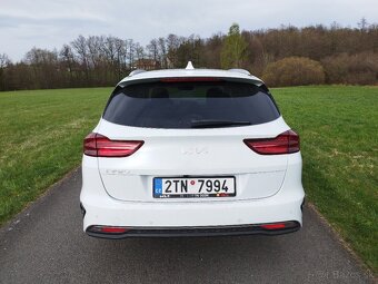 Kia ceed 1.6 automat rok 10.mesic 2023 - 4