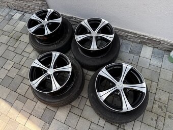 5x114,3 r16 ET40 z toyota auris 205/55r16 - 4