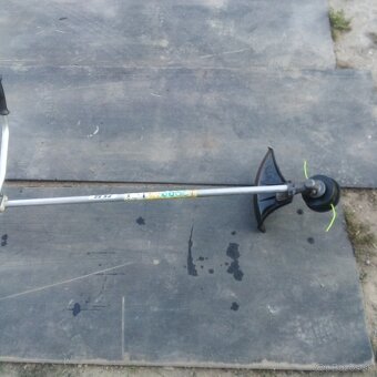 Krovinorez fs55 - 4