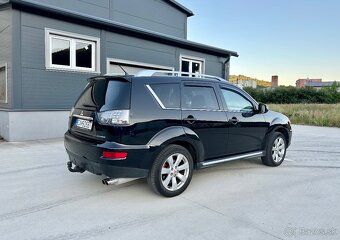 Mitsubishi Outlander 2.2 4x4 - 4