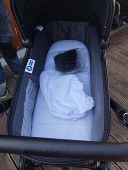 Maxi cosi 2v1 Oxford esential graphite 2024 - 4