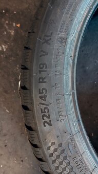 Predám úplne nové zimné Continental TS870 225/45 R19 - 4