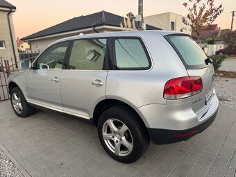Volkswagen Touareg - 4