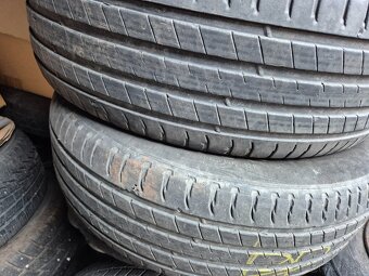 Predam letne pneu 4x 235/60R17 Michelin - 4