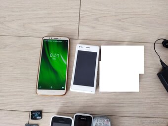 stare telefony. nokia, samsung a ine.. - 4