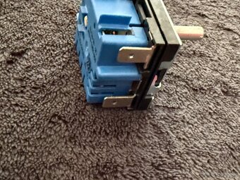 energy regulator 230V 15A - 4