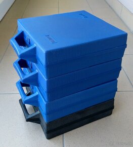 Plastový úložný box na MC kazety - 4