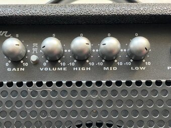 Washburn WA15G Gitarové kombo - 4