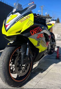 Suzuki gsxr750k8-okruhovka - 4