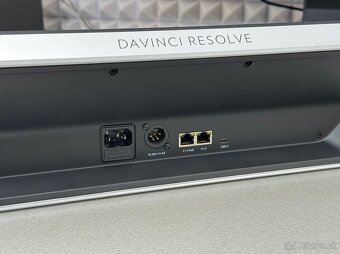 Blackmagic Design DaVinci Resolve Mini Panel - 4
