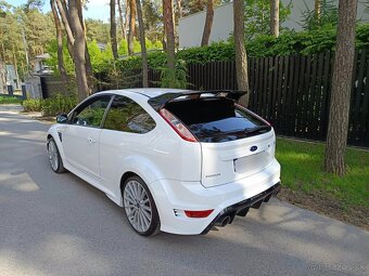 FORD FOCUS RS - 4