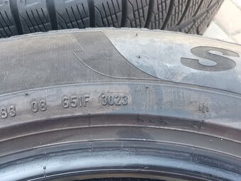 Pirelli Skorpion 235/55 R19 zimné Dot 3023 2ks - 4