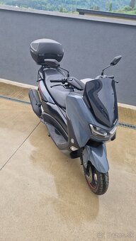 Yamaha nmax 125 - 4