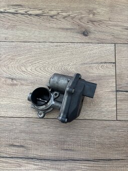 EGR ventil na VW Golf VII 1.6 tdi - 4