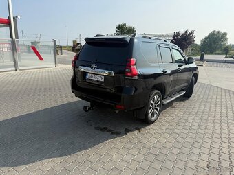 TOYOTA LANDCRUISER - 4