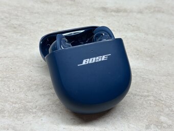 Bose QuietComfort Ultra Earbuds, Blue - 4