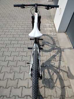 Karbónový horský bicykel Kellys Hacker 30 - 4