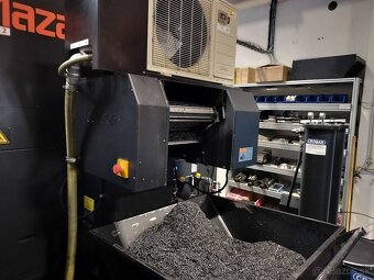 MAZAK VARIAXIS i-700T - obráběcí centrum vertikální - 4