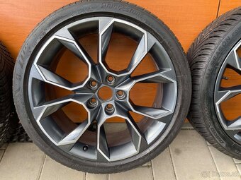 EXTREME GRAU orig.skoda225 40 R19 5x112 7,5j x19 ET 51 VW - 4