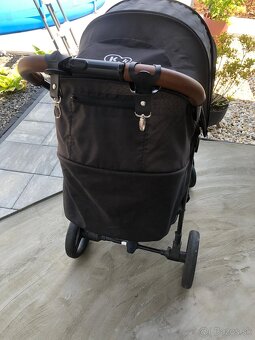 Kinderkraft Grande Plus Black 2022 - 4