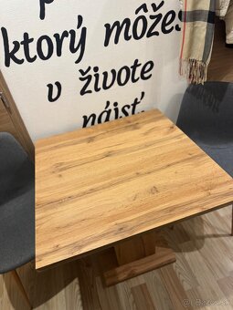 Jedálenský stôl + 2 stoličky - 4