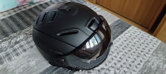 Lyžiarska prilba so zornikom - 4