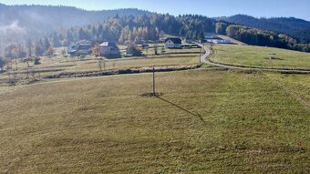 Na predaj stavebný pozemok 1830 m2 v Korni - 4