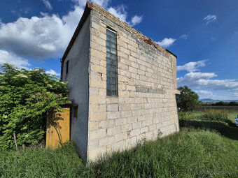 Na predaj: 2-podlažná chata s vínnou pivnicou – Štúrovo, čas - 4