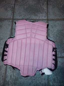 Jazdecká prilba a vesta - 4