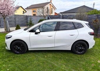 BMW Řada 2, 218d - 4