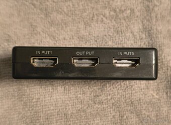 Predám 5 vstupový HDMI switch - prepínač. - 4