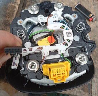 Multifunkčný volant Volkswagen - 4