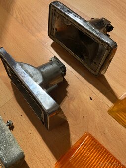 Svetlá a smerovky Lada 2101 - 4