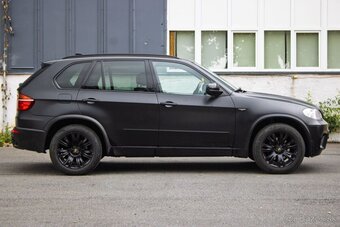 BMW X5 xDrive30d M packet 180kW AT8 - 4
