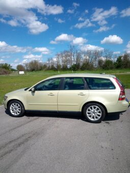 Volvo V50 - 4