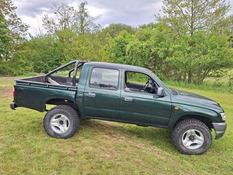 Toyota Hilux - 4