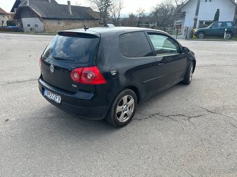 Volkswagen Golf V - 4