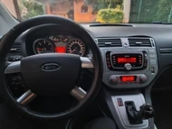 Ford Kuga naj. 80 000 km odp. DPH možný automat 4X4 - 4