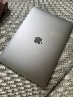 MacBook Air 2020, 13 inch - 4